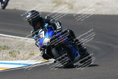 media/Sep-21-2025-TrackDaz (Sun) [[277c75b276]]/C Group/1140pm (Turn 3)/
